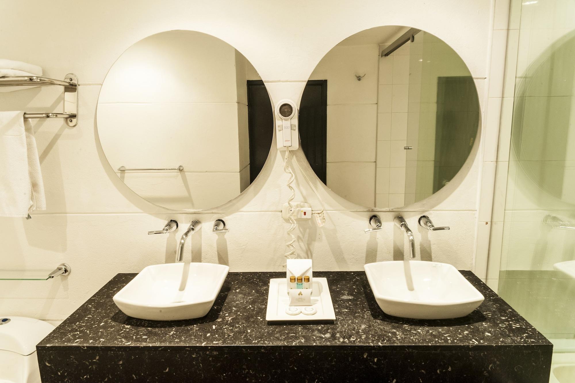 Hotel Bogota Virrey المظهر الخارجي الصورة